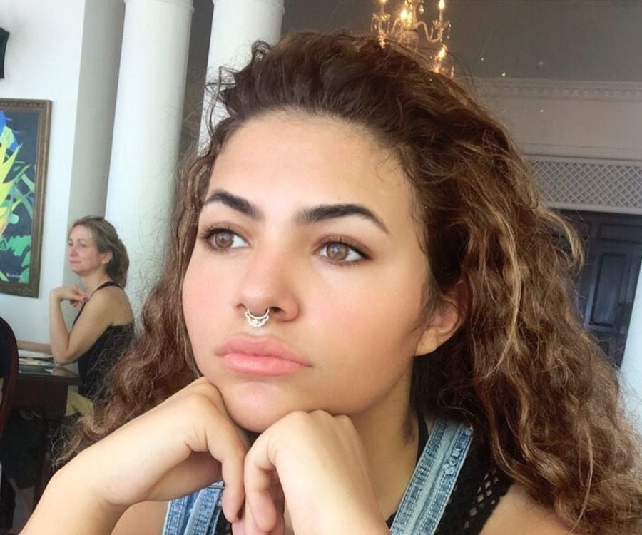 Alexandria ZahraJones Biography Facts, Childhood, Family Life