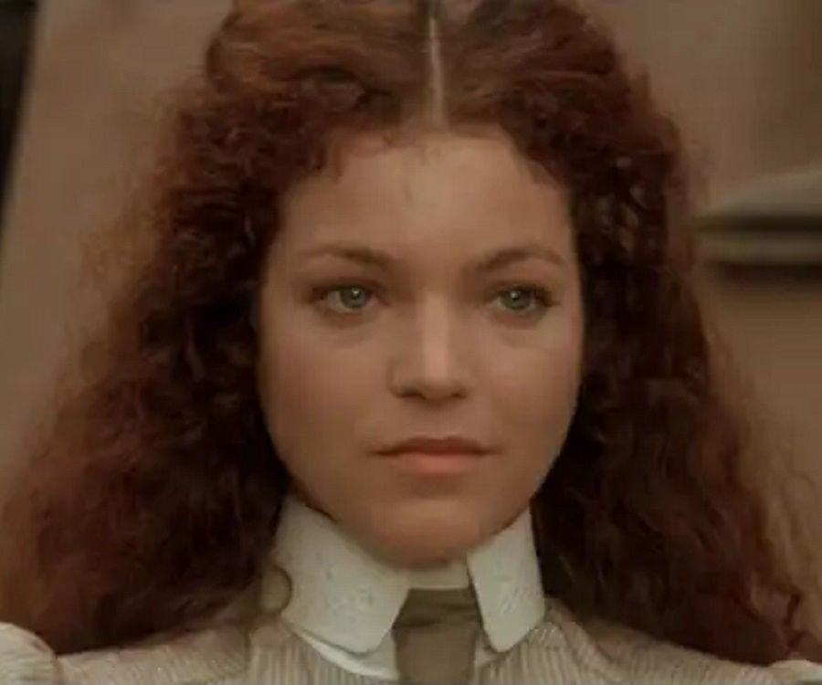 Amy Irving Biography - Facts, Childhood, Family Life &amp; Achievements of  Actress