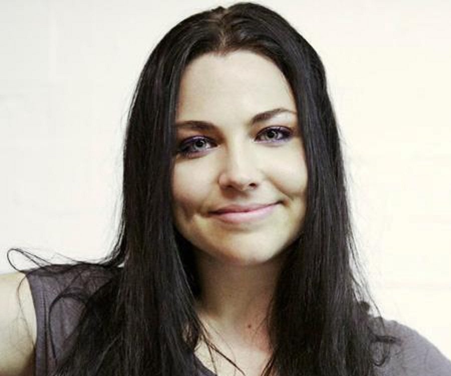 Amy Lee Biography - Facts, Childhood, Family Life & Achievements