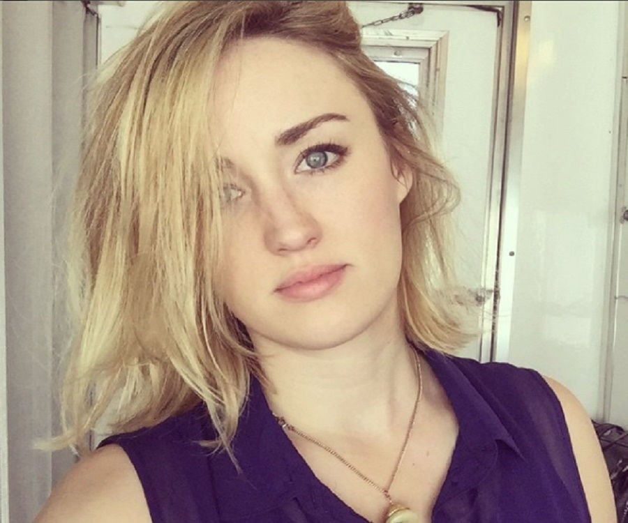 Ashley Johnson Biography & TV / Movie Credits