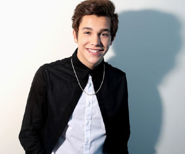 How old is austin mahone