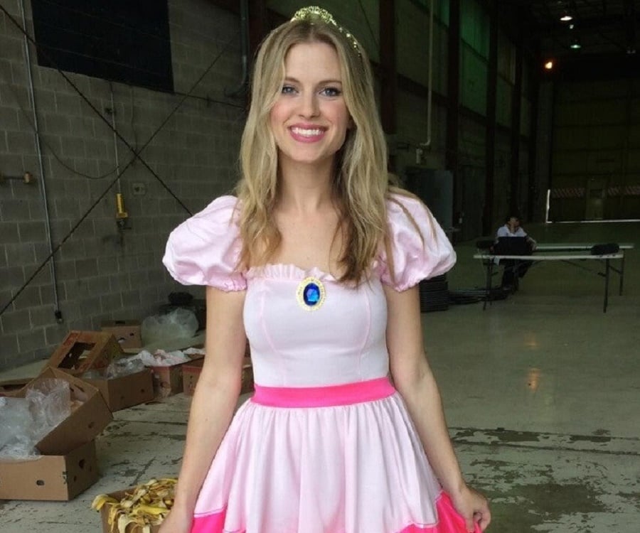 How old is barbara dunkelman