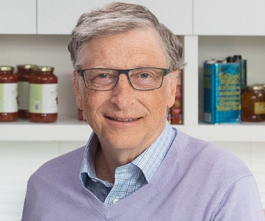 what is the biography of bill gates