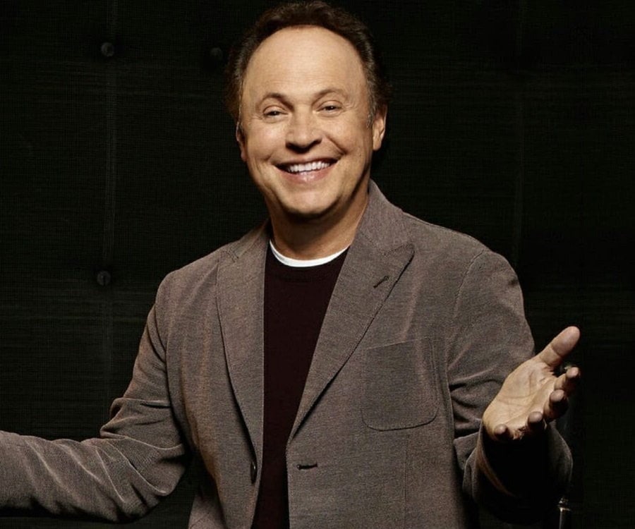 Billy Crystal Biography – Facts, Childhood, Family Life, Achievements