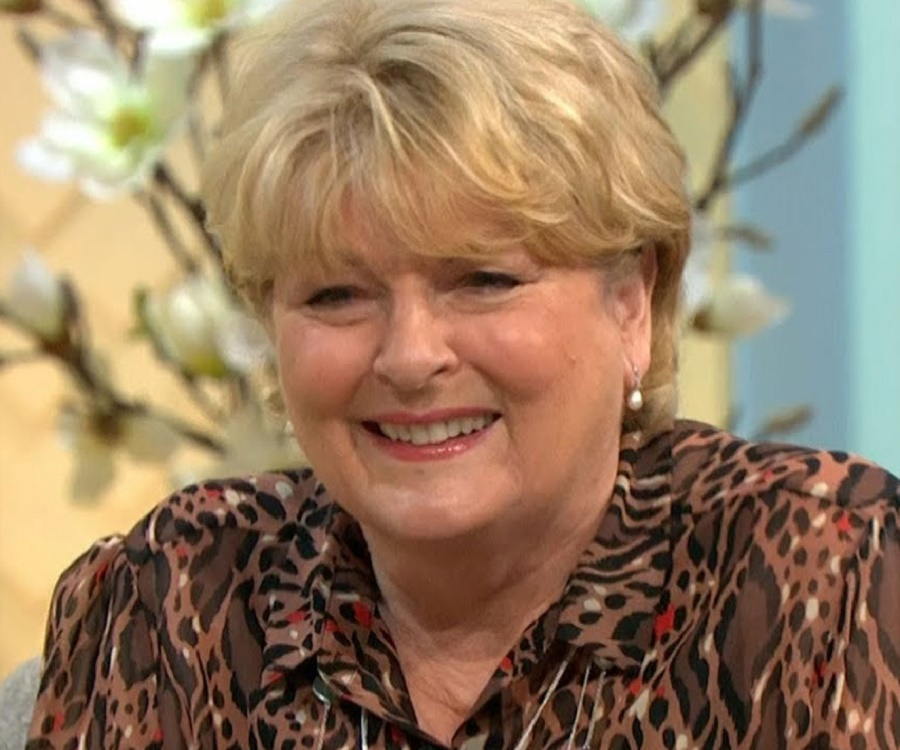 Brenda Blethyn Biography - Facts, Childhood, Family Life & Achievements