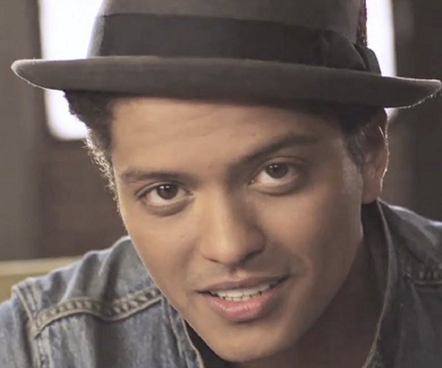 Bruno Mars Biography Childhood Life Achievements Timeline