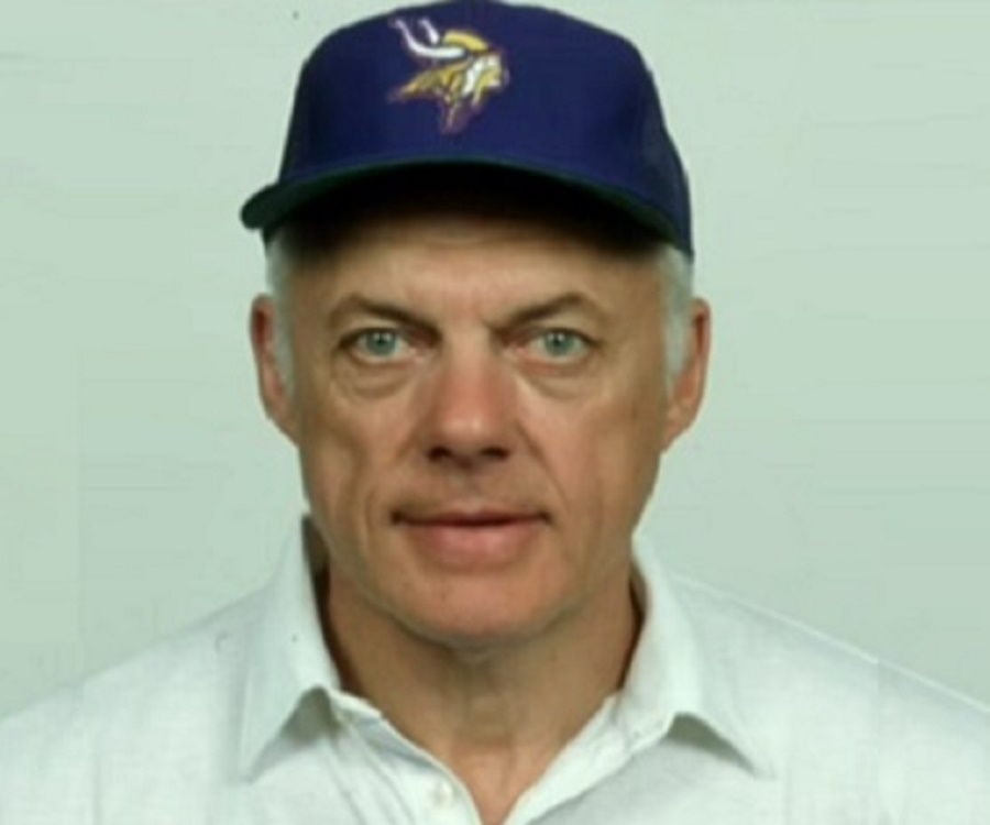 Bud Grant Biography - Facts, Childhood, Family Life & Achievements