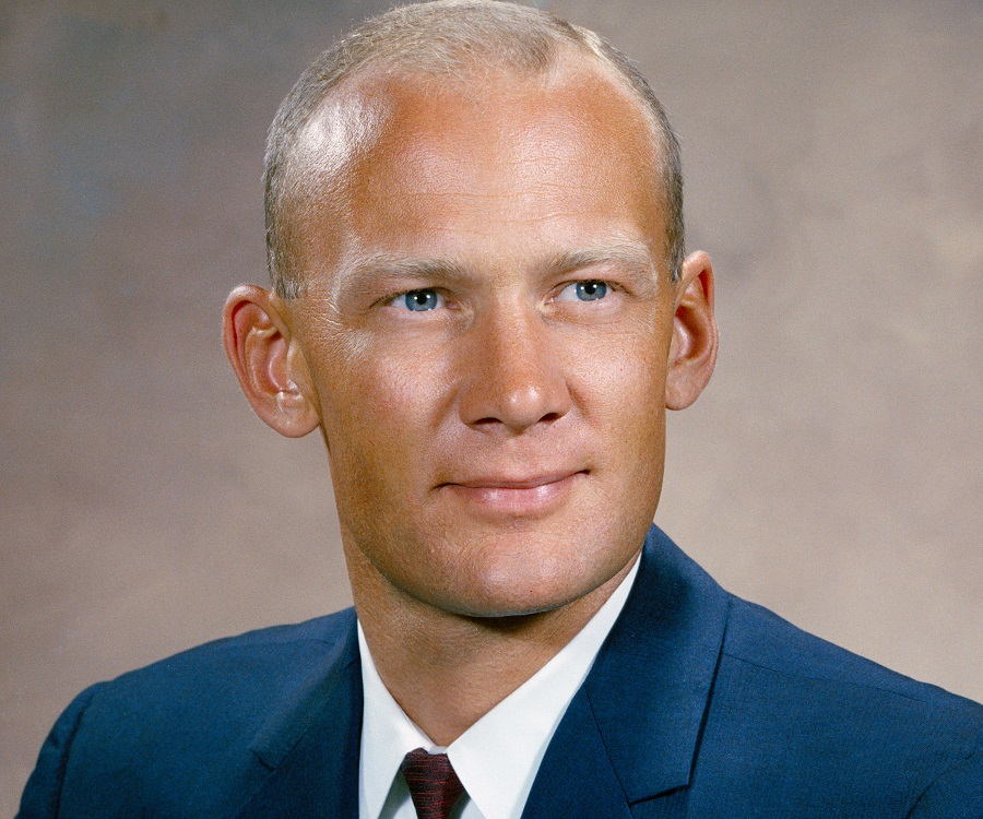 Buzz Aldrin Biography - Facts, Childhood, Family Life & Achievements