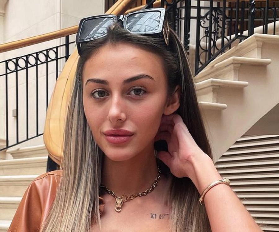 Chloe Veitch - Bio, Birthday, Age, Video