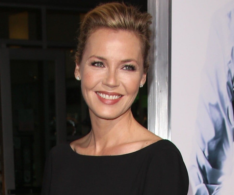 Connie nielsen pics