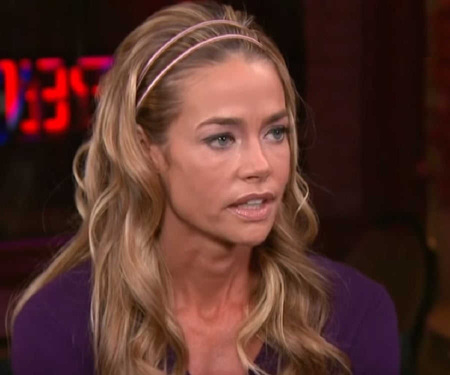 Denise Richards Biography - Facts, Childhood, Family Life & Achievements