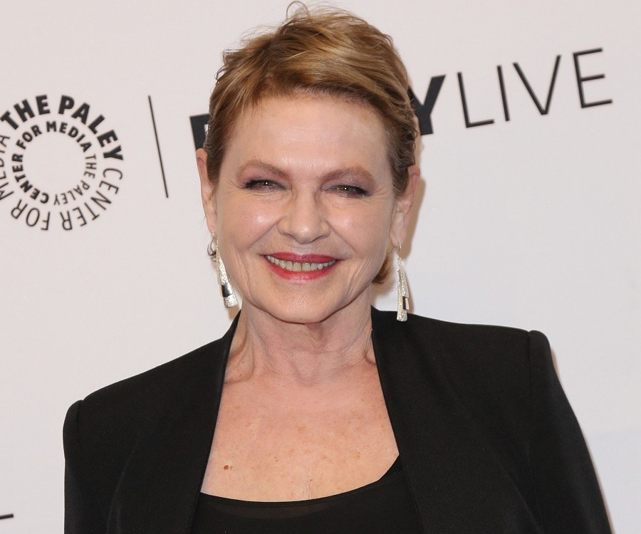 Dianne Wiest Biography Facts Childhood Family Life Achievements Dianne Wiest Biography Facts Childhood Family Life Achievements