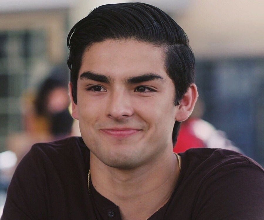 Diego Tinoco Biography Facts, Childhood, Family Life & Achievements