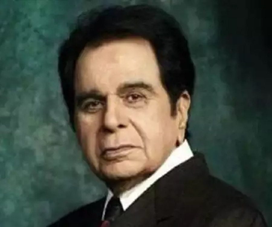 dilip kumar biography in english