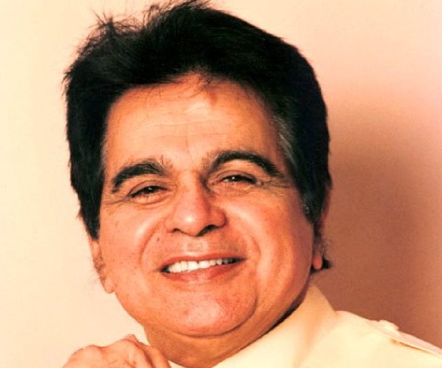 dilip kumar biography in english