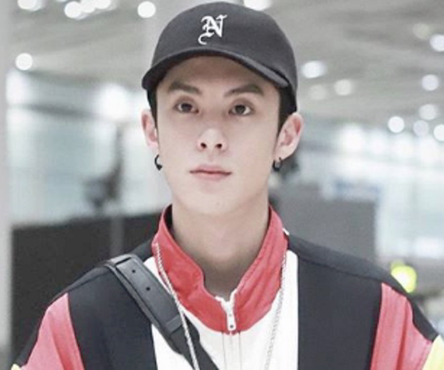 อัลบั้ม 92+ ภาพพื้นหลัง Dylan Wang แต่งงาน สวยมาก