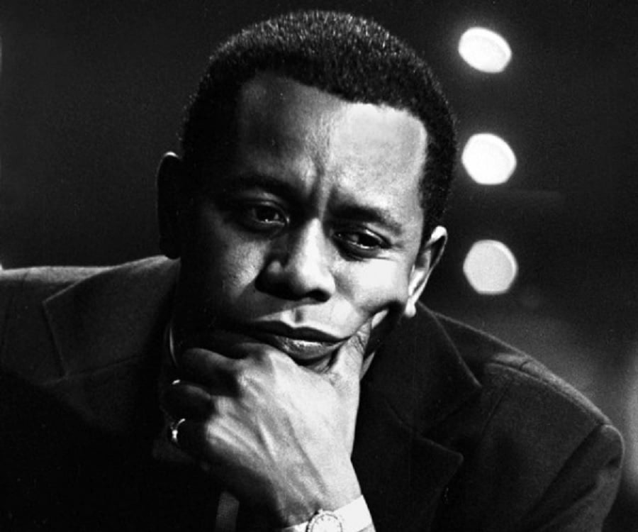 Flip Wilson Biography - Childhood, Life Achievements 