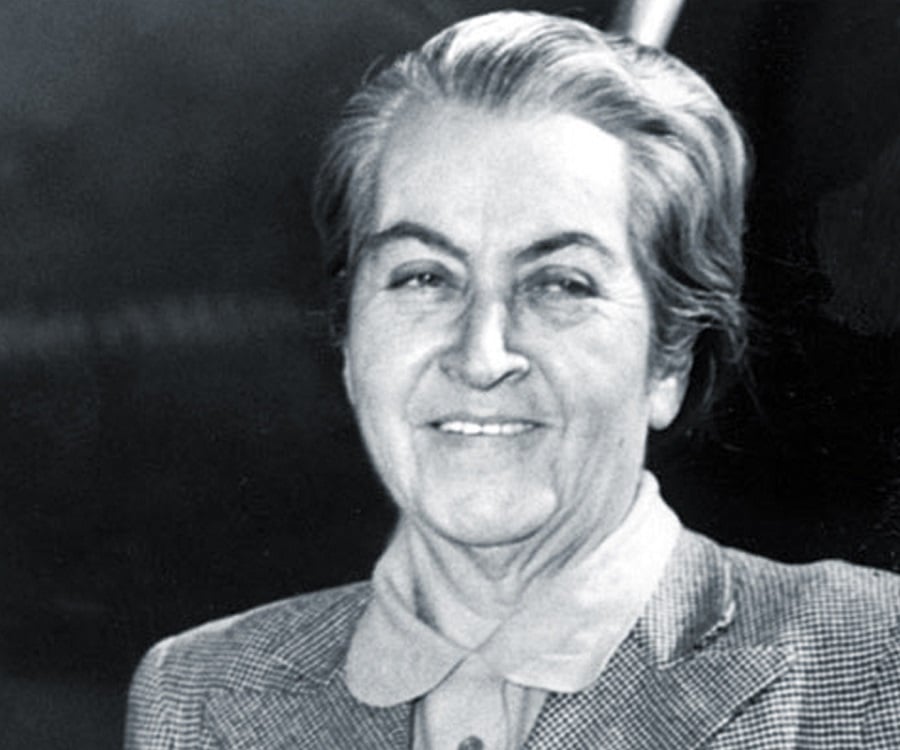 Gabriela Mistral Biography Childhood Life Achievements Timeline