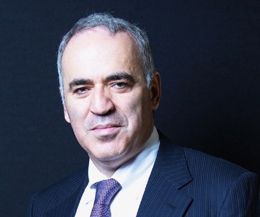 Garry Kasparov - Biografia do enxadrista - InfoEscola