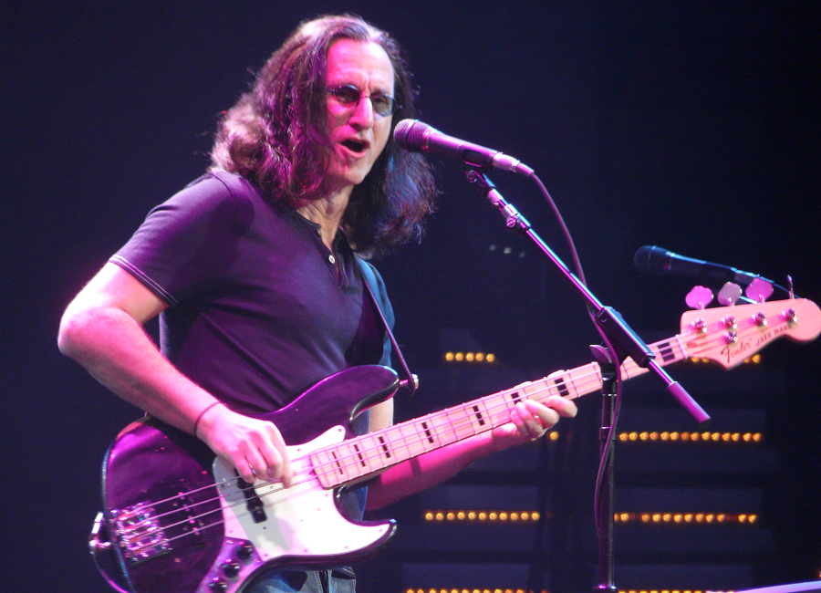 Geddy Lee Biography - Childhood, Life Achievements & Timeline