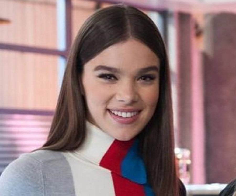 Hailee Steinfeld Biography - Facts, Childhood, Family & Love Life of