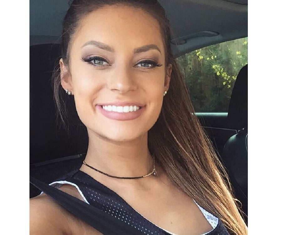 Hannah Stocking Hot Pics