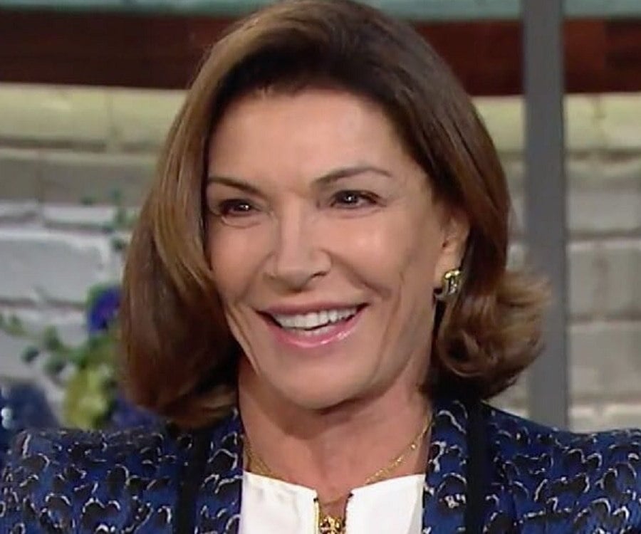 Hilary Farr Bio