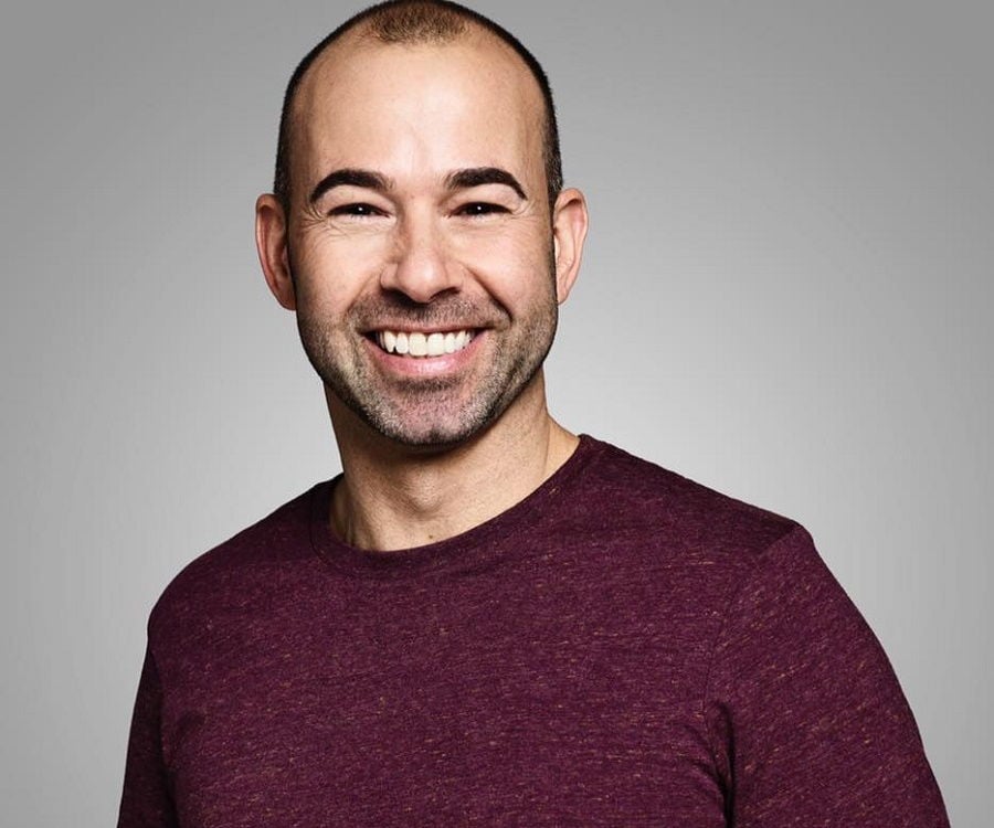 Photo de James Murray avec un hauteur de 180 cm et à l’age de 48 en 2024