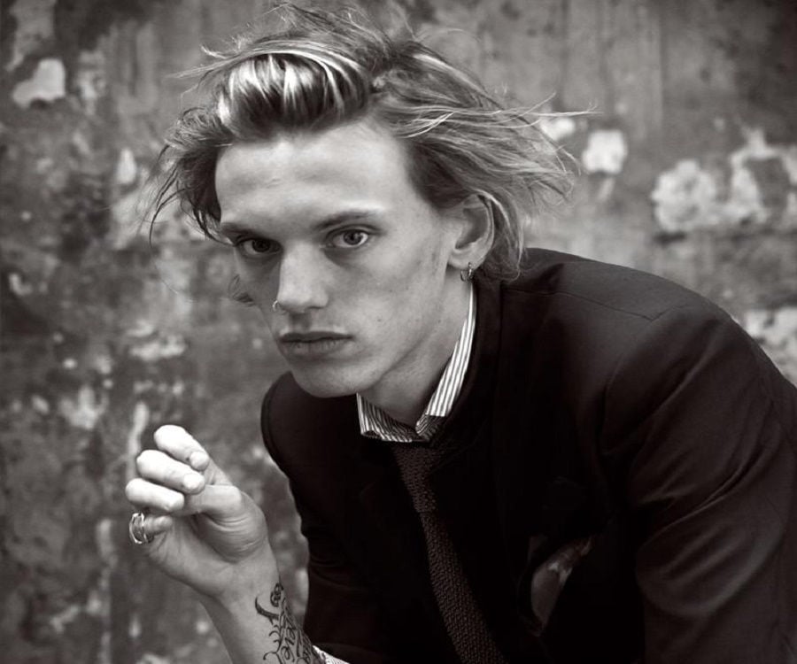 Jamie Campbell Bower Biography - Facts, Childhood, Family Life ...