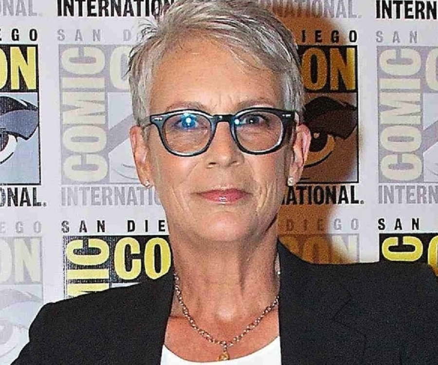 Jamie Lee Curtis Biography - Facts, Childhood, Family Life & Achievements