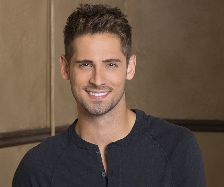 Jean-Luc Bilodeau Biography - Facts, Childhood, Family Life & Achievements  of Canadian Actor