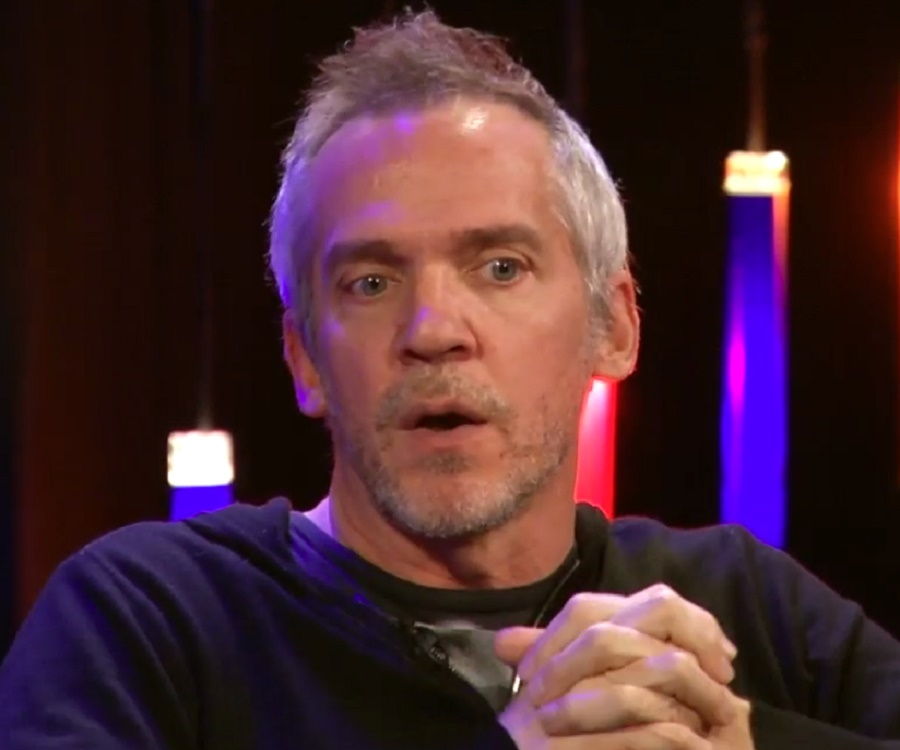 Jean-Marc Vallée Biography - Facts, Childhood, Family Life ...