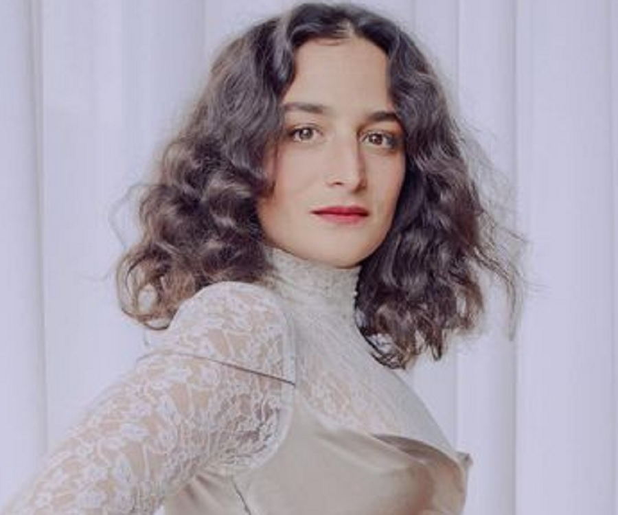 Jenny Slate Biography Facts, Childhood, Family Life, Career