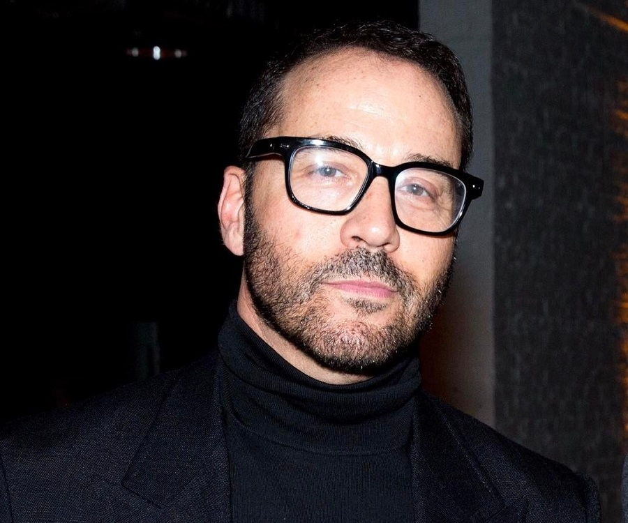 Jeremy Piven Biography - Facts, Childhood, Family Life & Achievements