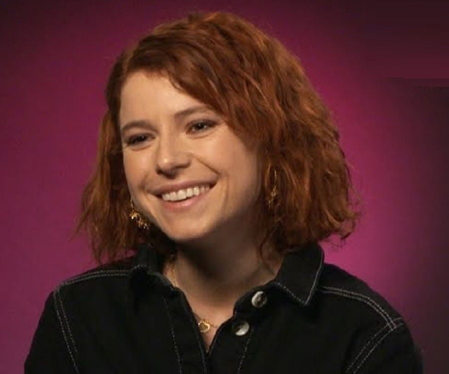 Jessie Buckley Biography - Facts, Childhood, Family Life & Achievements