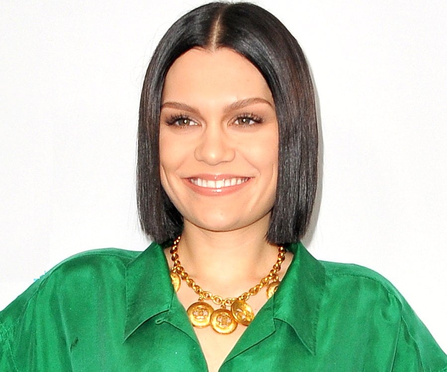 Jessie J Biography - Facts, Childhood, Family Life & Achievements of ...