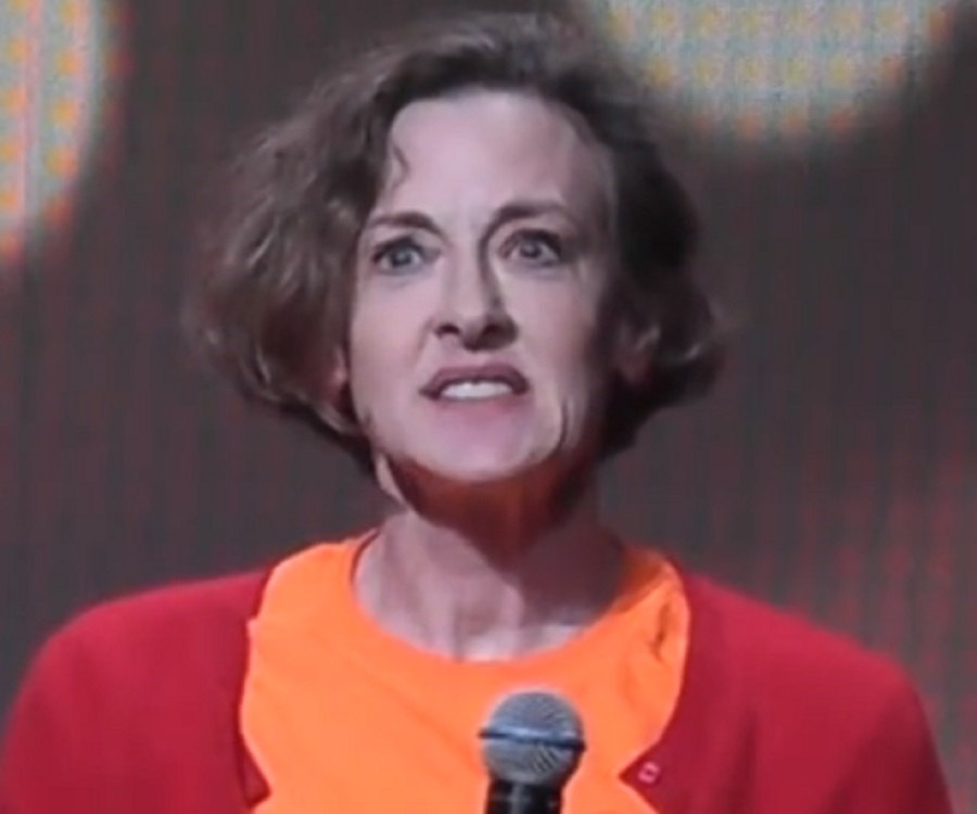 Joan Cusack Biography - Facts, Childhood, Family Life 