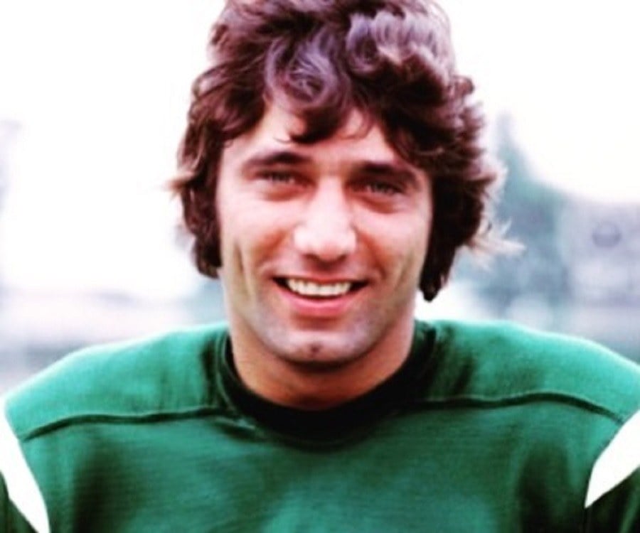 Joe Namath Biography - Childhood, Life Achievements & Timeline