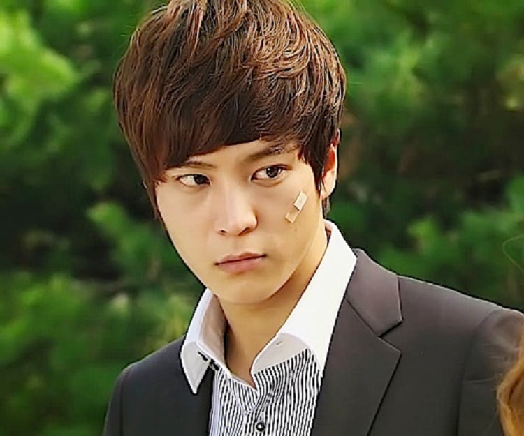 Joo Won Biography - Facts, Childhood, Family & Achievements of South