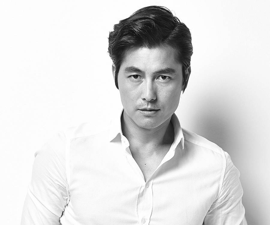 Jung Woo-sung Biography - Facts, Childhood, Family Life & Achievements ...