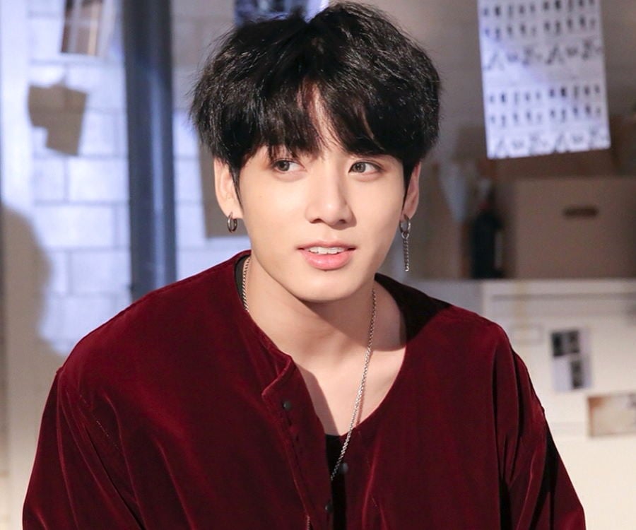 Jungkook Bio Facts Family Life Of South Korean Rapper