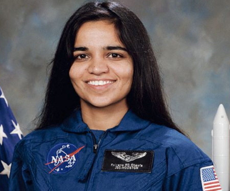 write biography of kalpana chawla