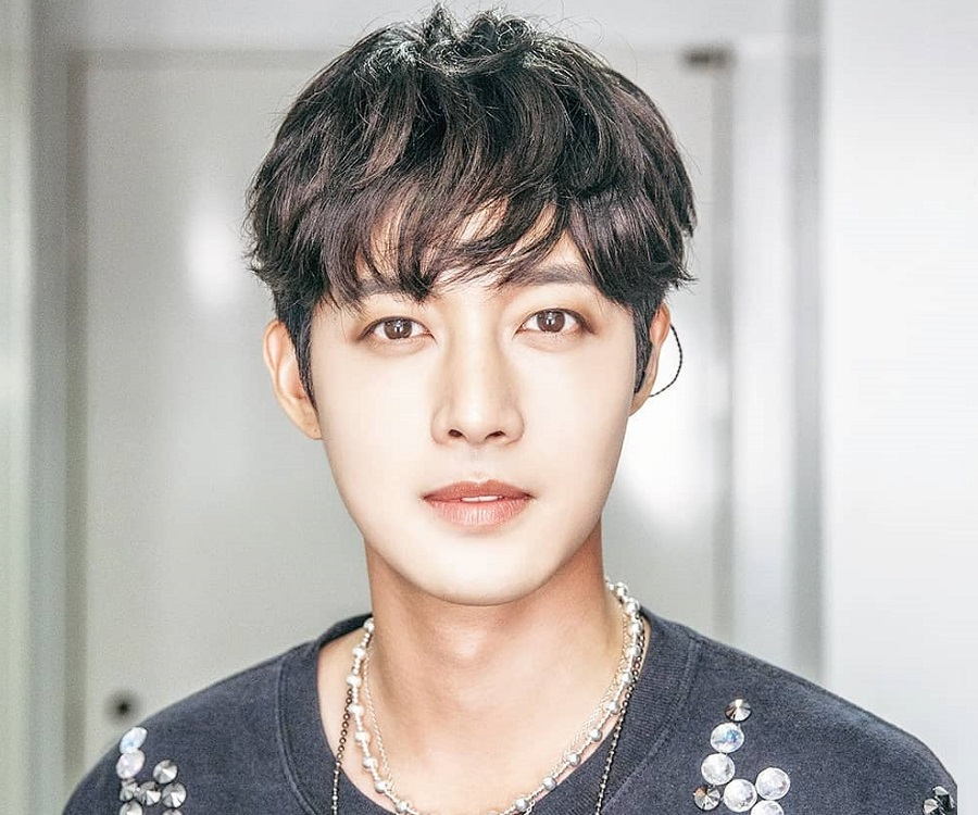 Biografi Kim Hyun Joong – Amat