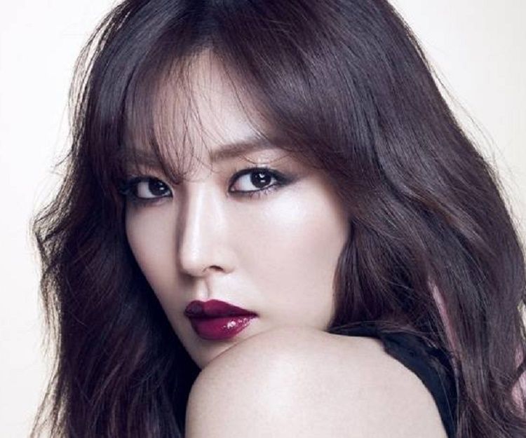 Kim So-yeon Biography - Facts, Childhood, Family, Achievements of South