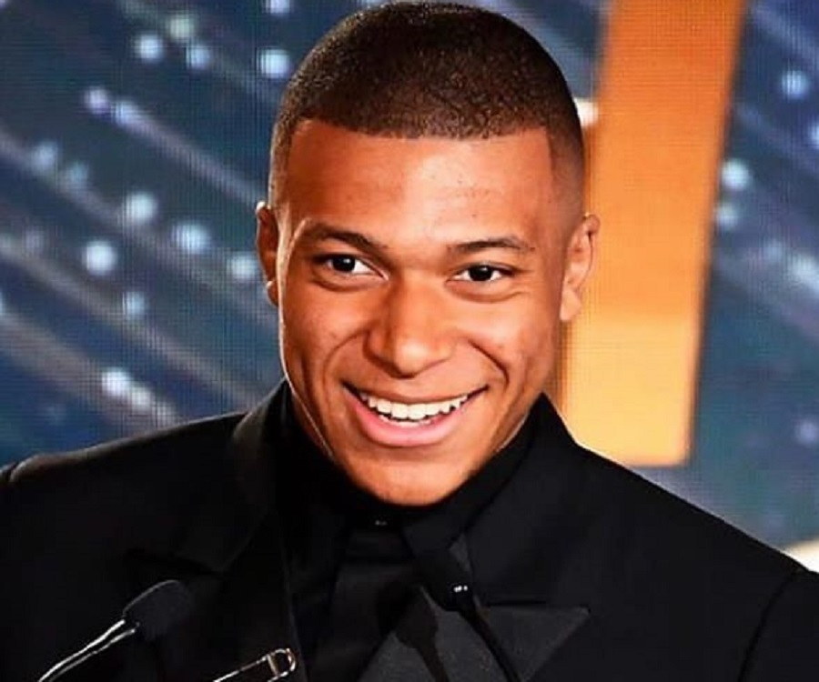 Kylian Mbappé Biography - Facts, Childhood, Family Life, Achievements