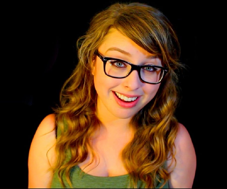 Laci Green Nude Pics