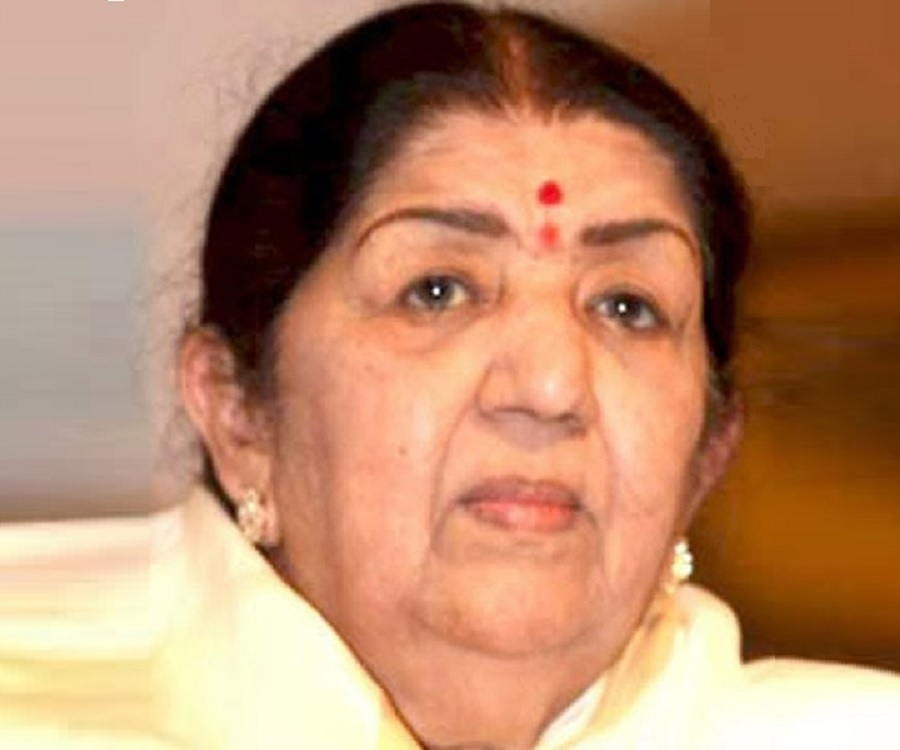 write a biography of lata mangeshkar