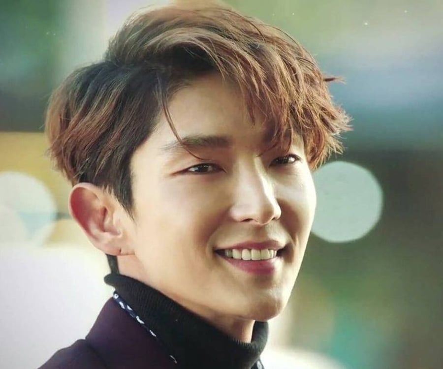 Lee Joon-gi Biography - Facts, Childhood, Family Life ...