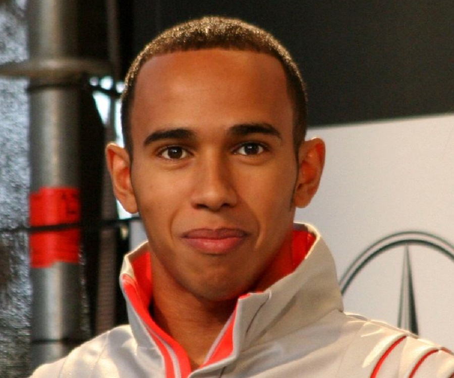 short biography lewis hamilton