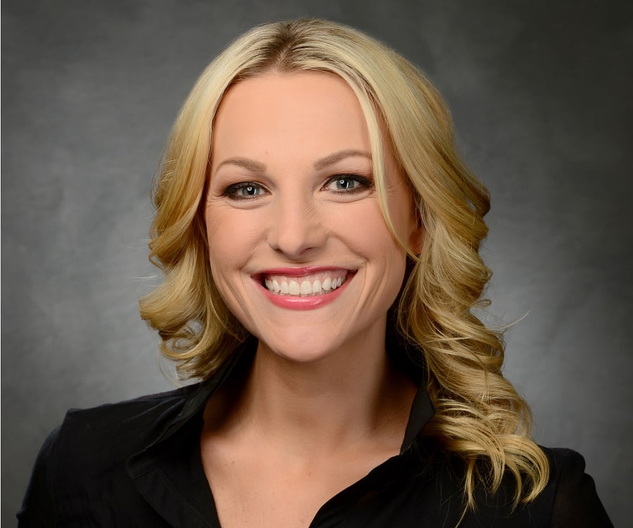Lindsay Czarniak High School Pictures to Pin on Pinterest Lindsay Czarniak High School Pictures to Pin on Pinterest